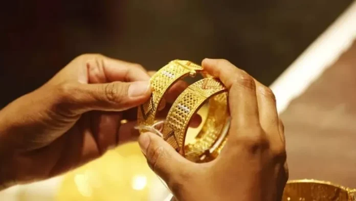 پاکستان میں سونے کی قیمتوں میں زبردست کمی