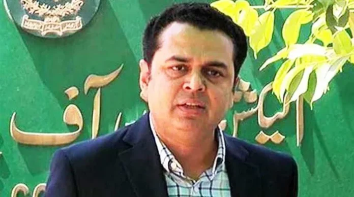 طلال چوہدری پر الیکشن قوانین کی خلاف ورزی پر 50 ہزار روپے جرمانہ عائد