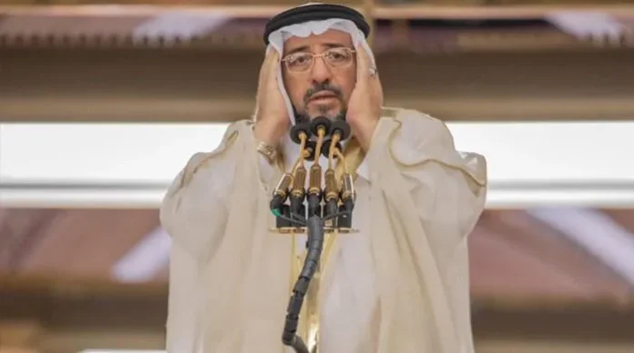 مسجد نبوی مدینہ منورہ فجر کی روشنی میں